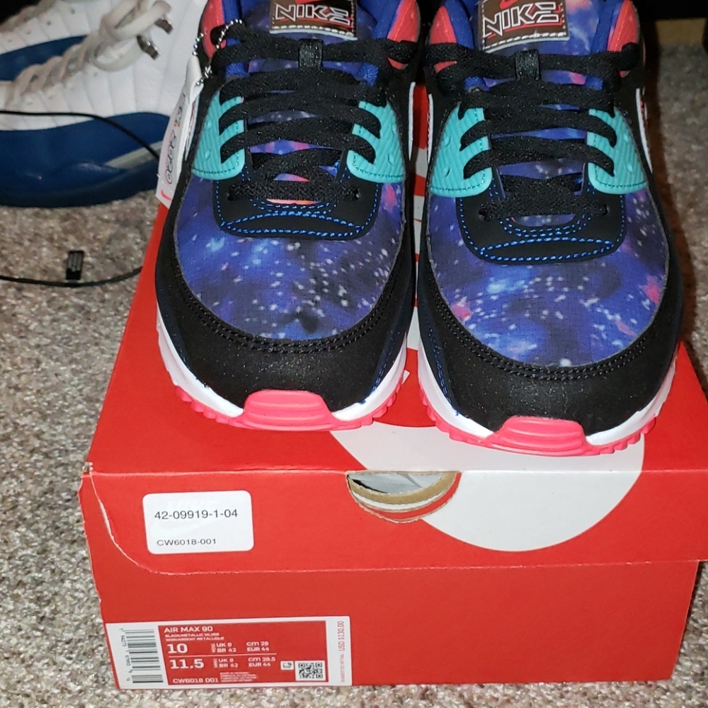 Nike Air max "Galaxy Supernova"